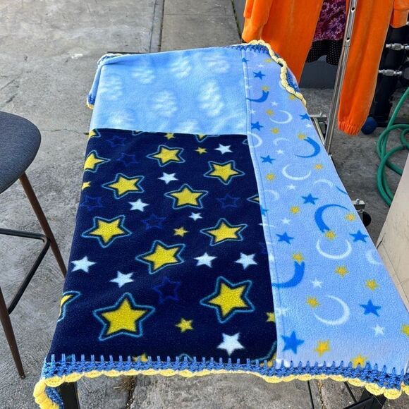 Project Linus Blue Astronomy Star Moon Patchwork Blanket Boys Size 40x 32" EUC - Picture 3 of 5